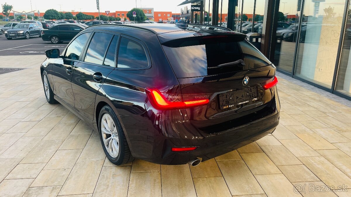 BMW Rad 3 Touring 318d 110kW - 4
