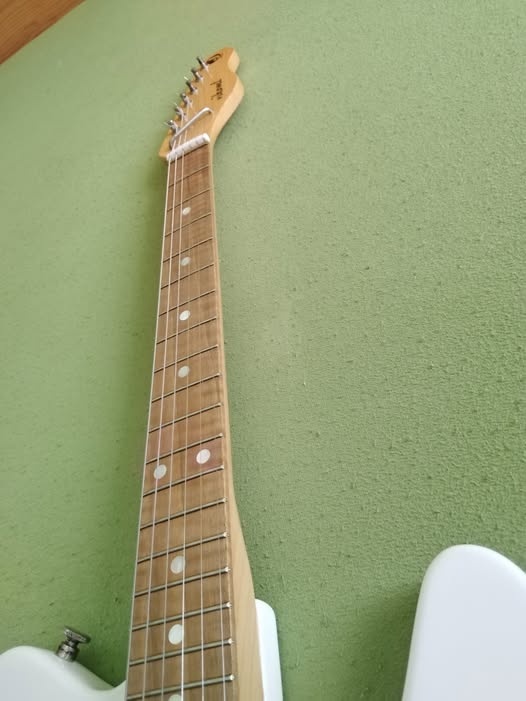 Gitara Jolana - 4
