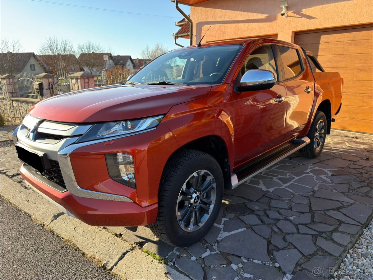 Mitsubishi L200 - 4