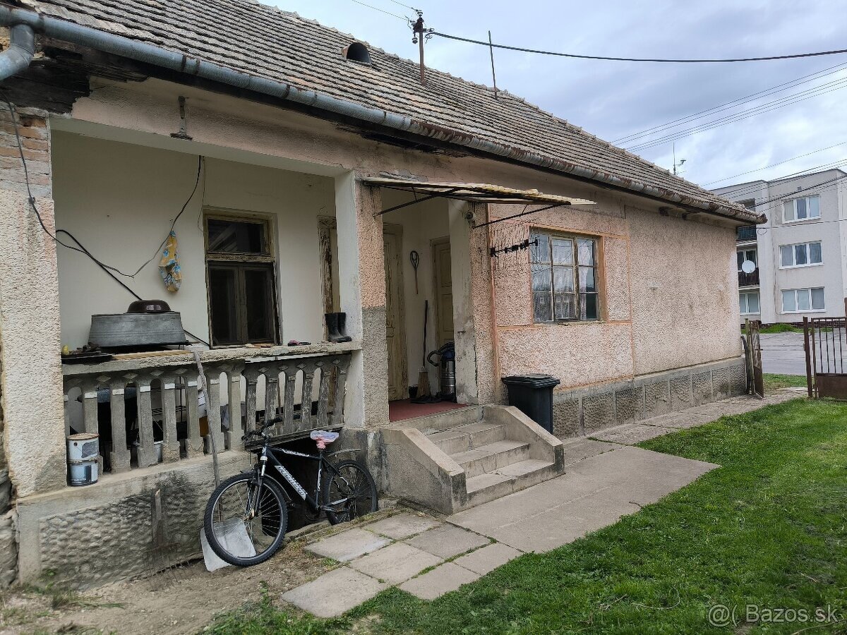 Dom v spoločnom dvore Kalonda - 4