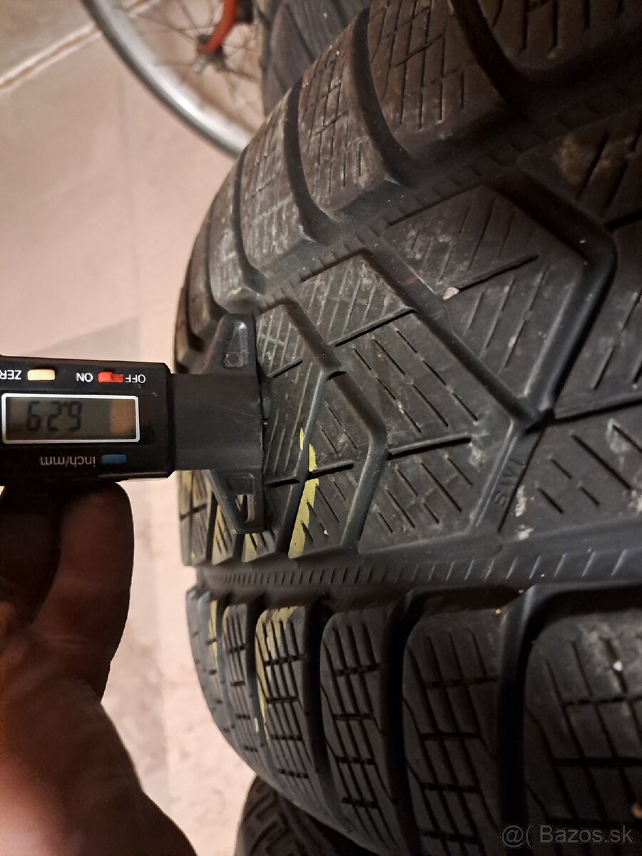 Zimné Pirelli Scorpion Winter 235/55/19 103V - 4