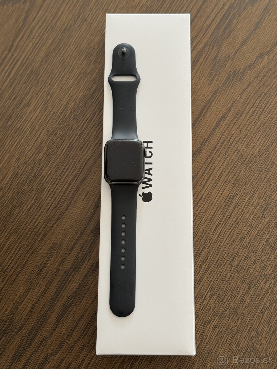Apple Watch SE 40mm Space Gray - 4