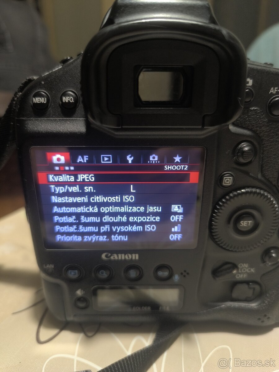 Canon EOS 1D X - 4