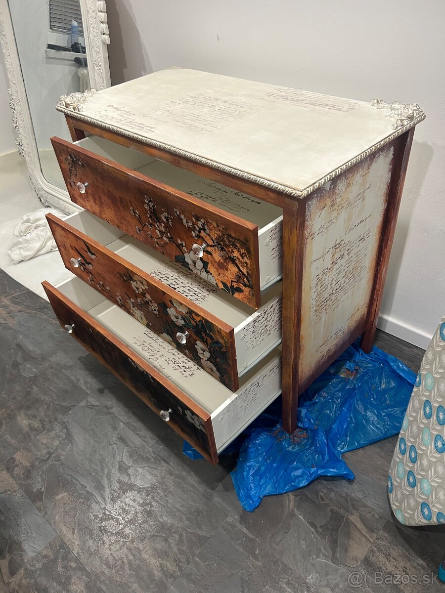 Dizajnová komoda - 4