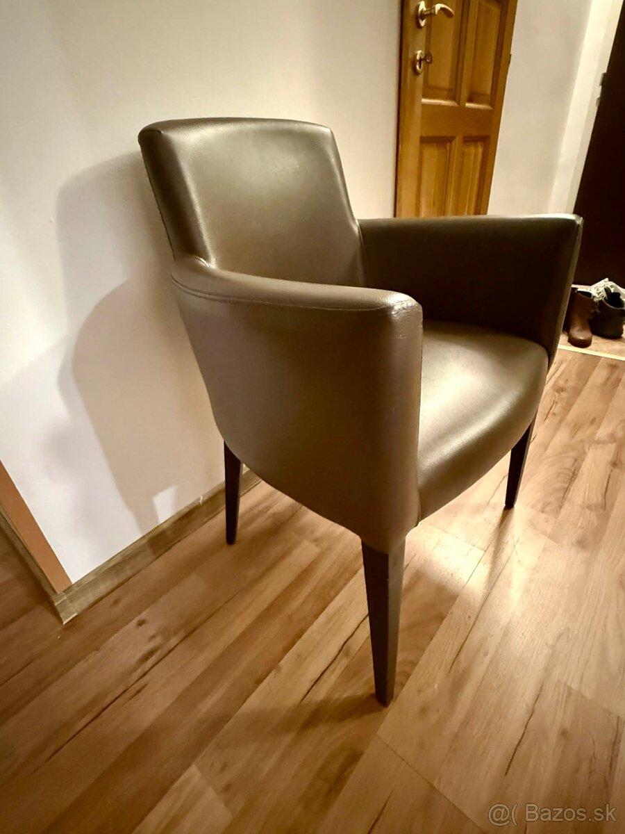 Predám zachovalé kreslá - 4