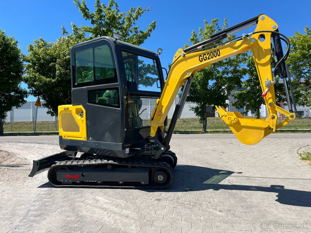 Minibáger GG2000CAB AKCIA - 4