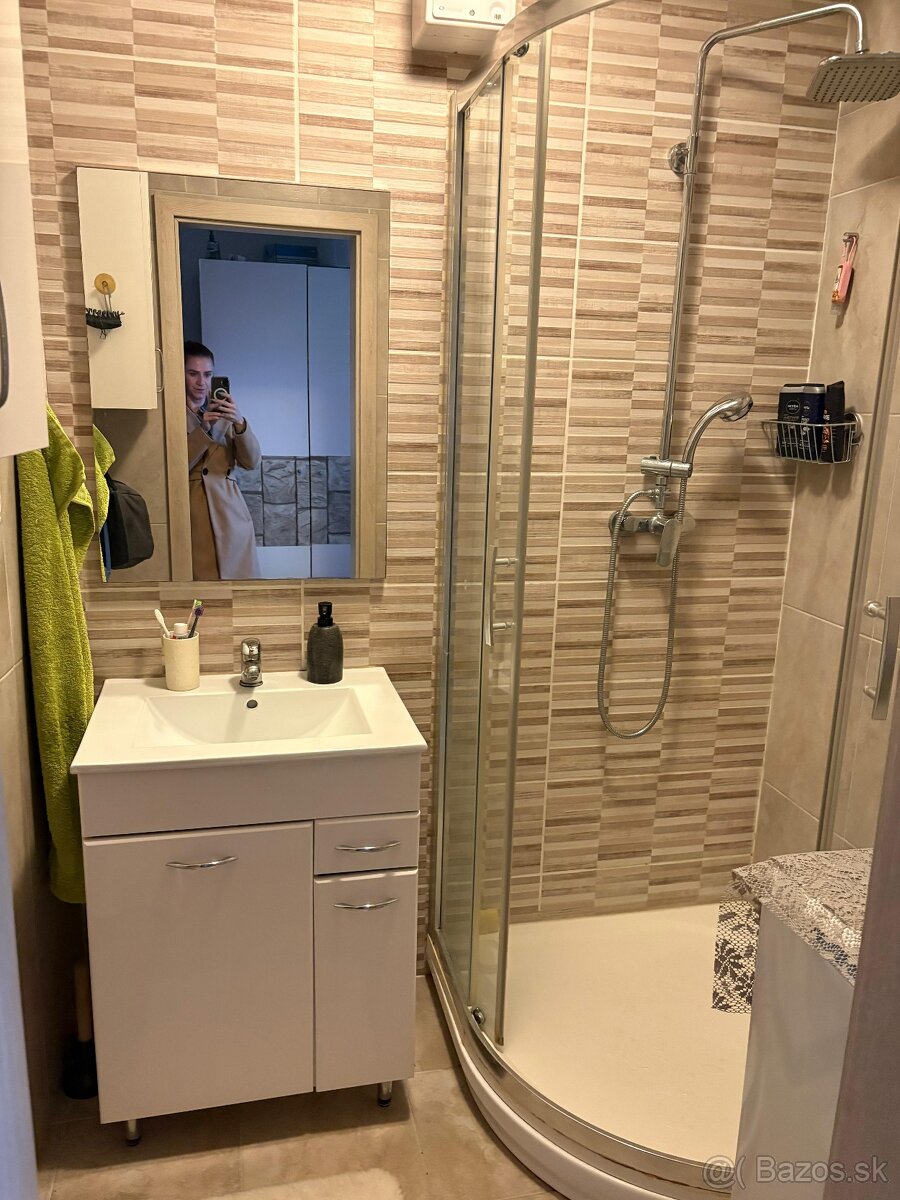 3. Izbovy byt v Pezinku - 4