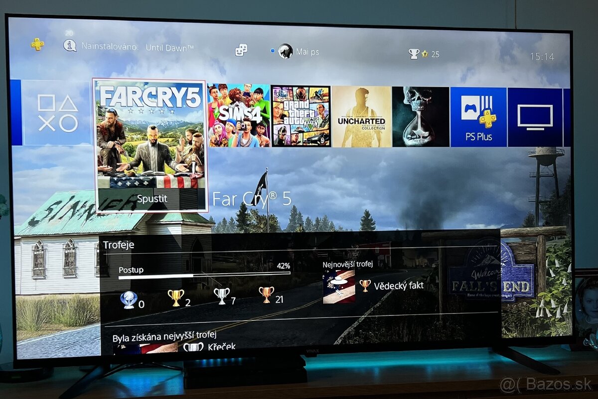 Playstation 4 slim - 4