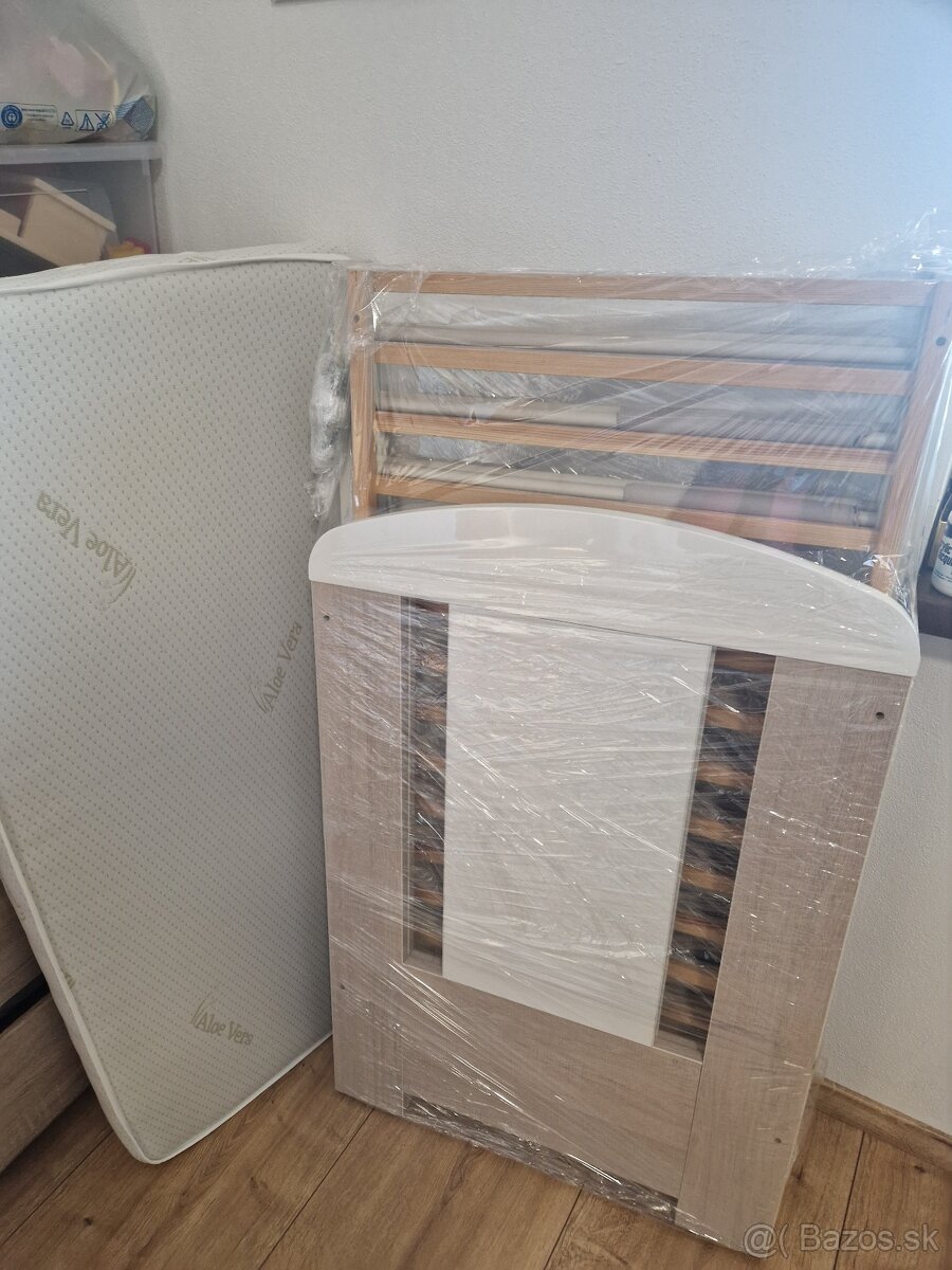 Detská postieľka 120 × 60 cm s matracom - 4