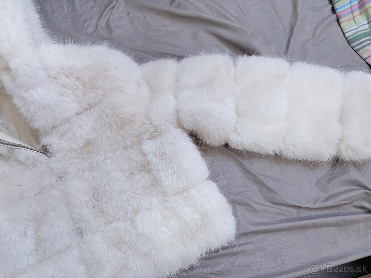 Krasny biely kozuch hruby - 4