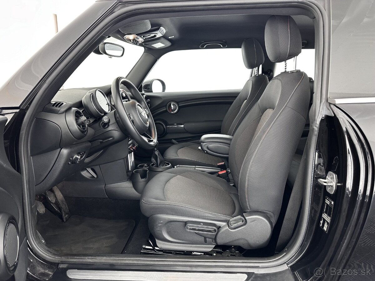 Mini Cooper 2020 F56 odpocet DPH top stav upravena cena - 4