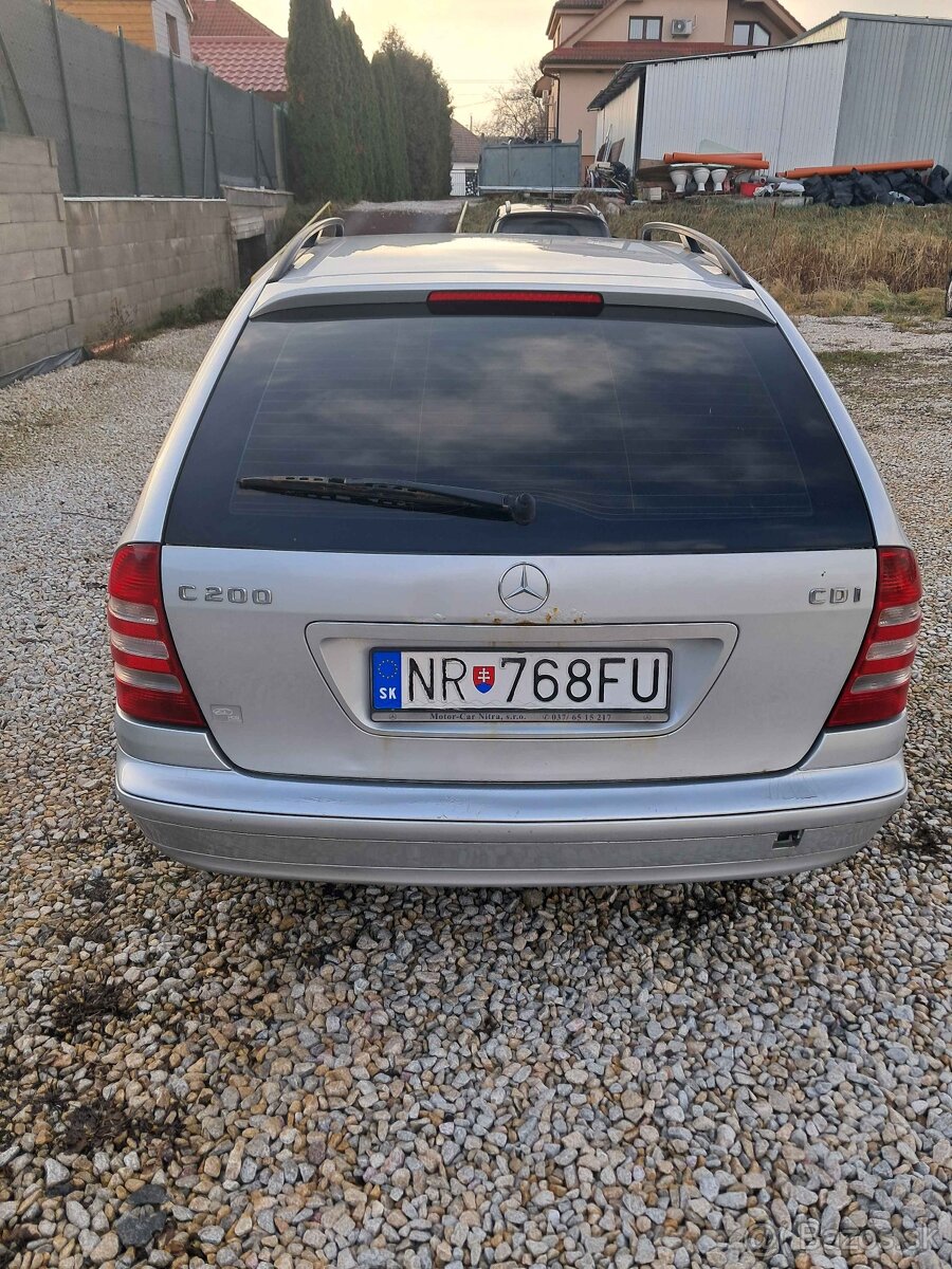 Mercedes C200CDI, combi, rok 2007 - 4