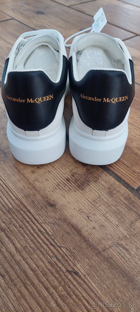 Alexander McQueen - 4