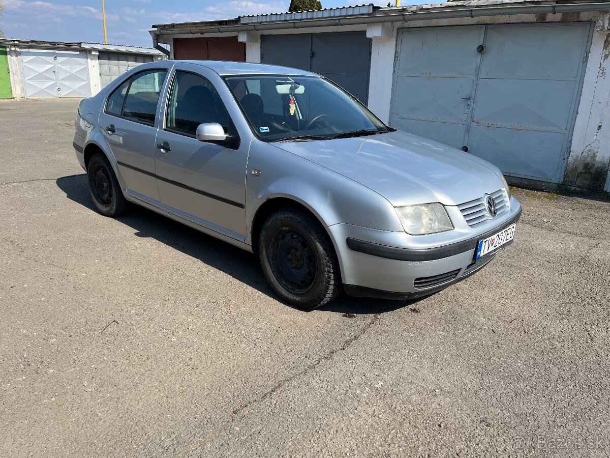 Volkswagen Bora 1.9TDI - 4