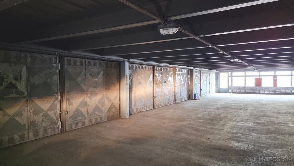 Garaž / Garažový box na prenájom - Strážený 24/7 - 4