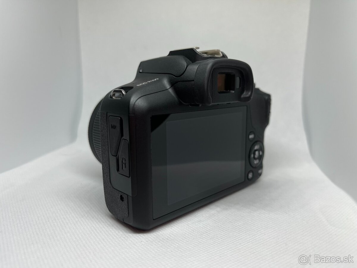 Canon R100 + Canon RF-S 18-45mm - shutter count 21XX - 4