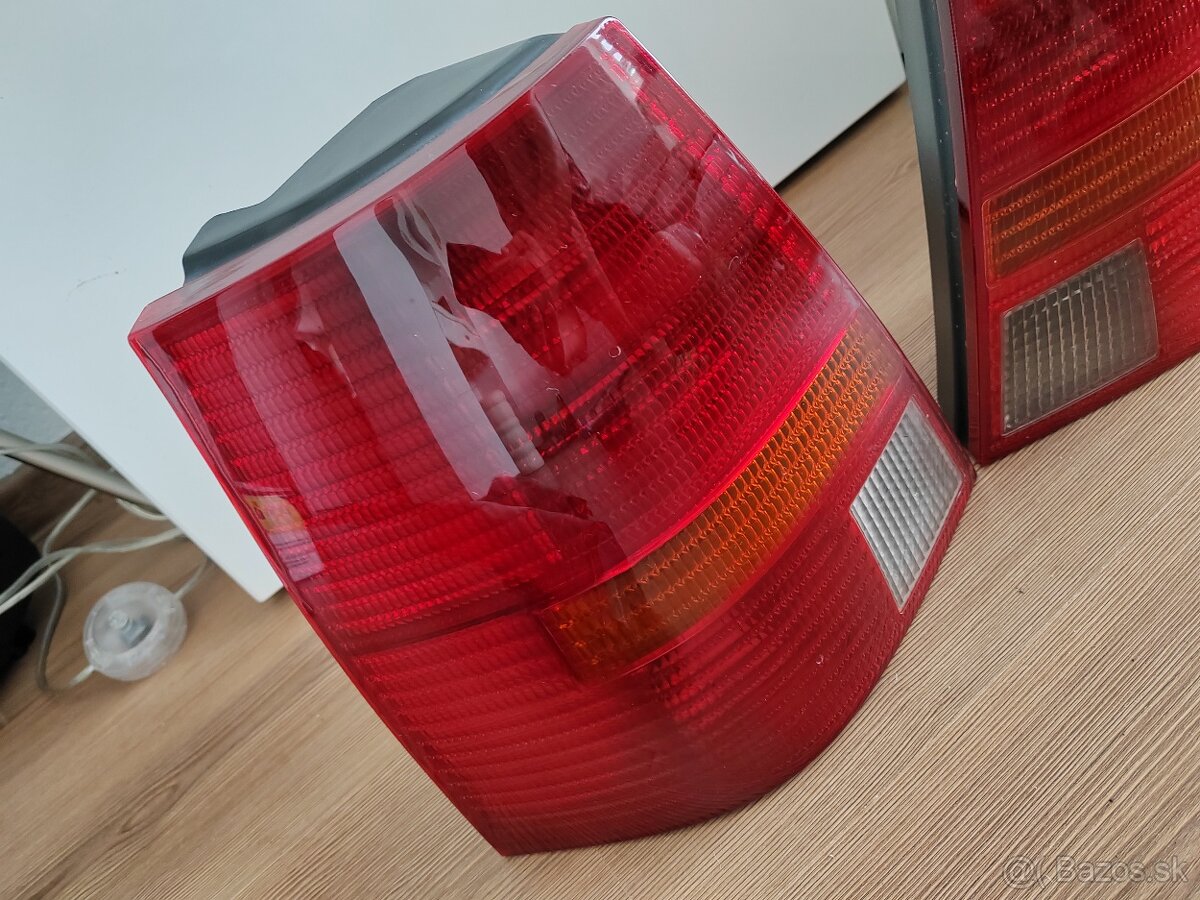 Volkswagen Golf 4 combi zadné svetlá - 4