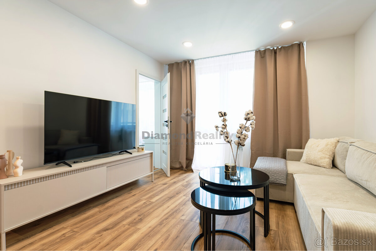 PRENAJATÝ - Na prenájom menší 2 izbový byt na ulici Palkovič - 4