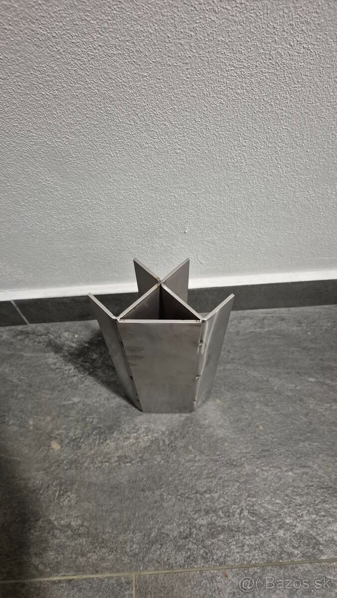 Rohový držiak na vyvýšené zahony 8ks - 4