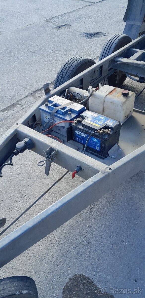 Vyklápací vozík AGADOS Delta - 4