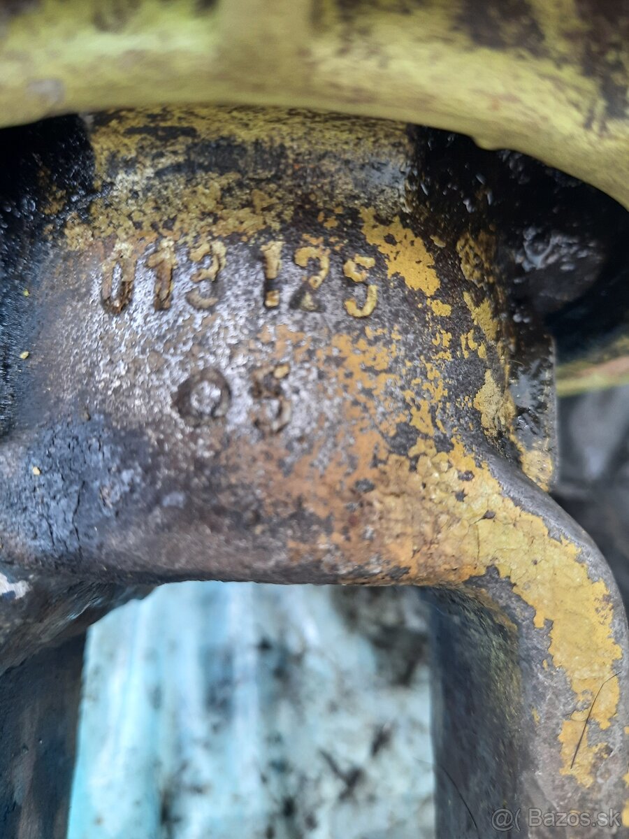 Kúpim diely na Claas Trabant - 4