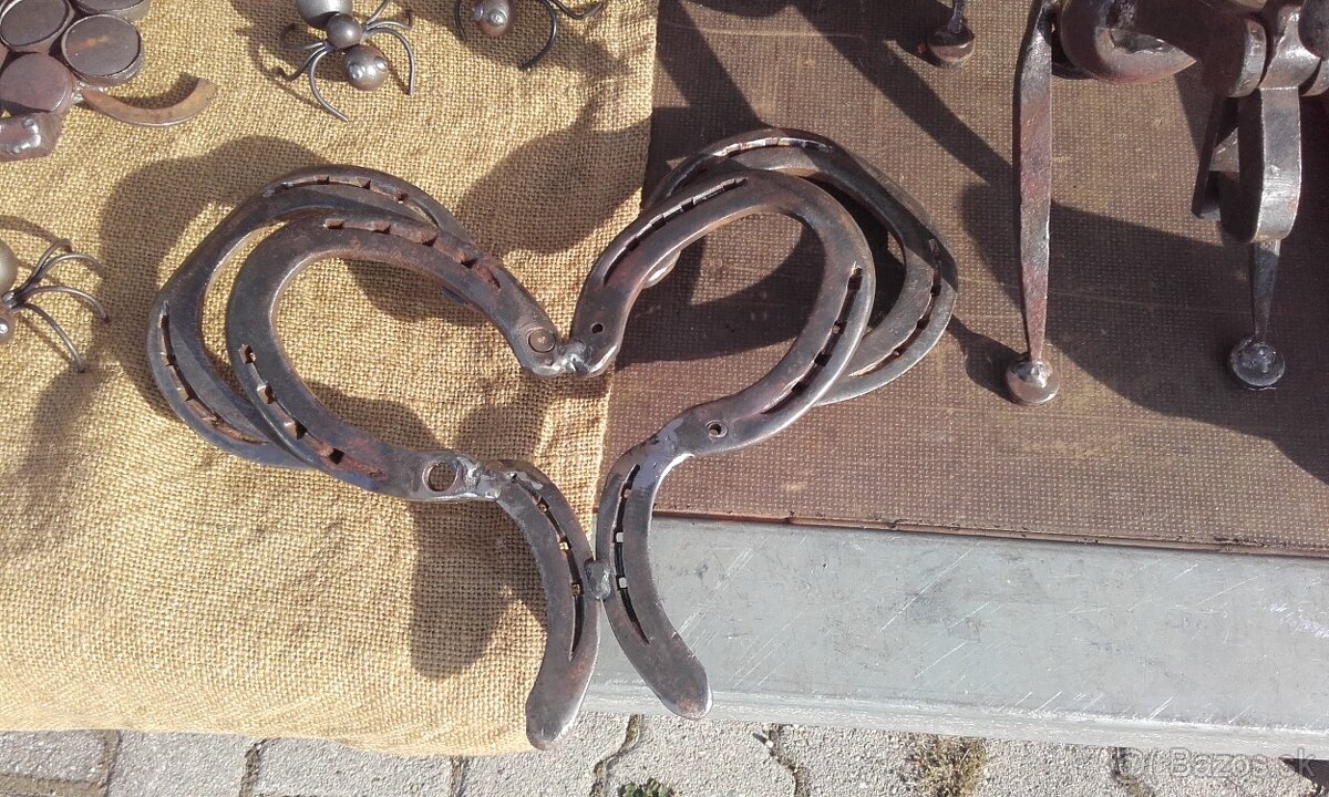 Podkovy pre šťastie - 4