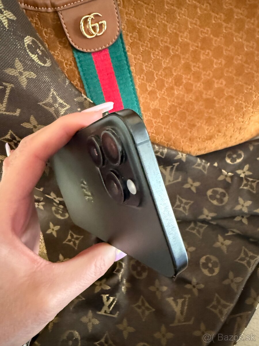 Predám IPHONE 15 PROMAX 256 GB - 4