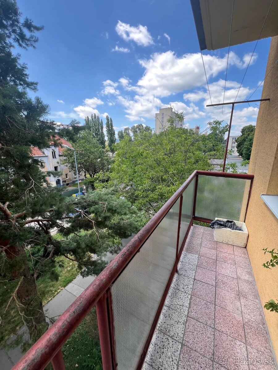 Realitný kancelária REALADR s.r.o. - 4