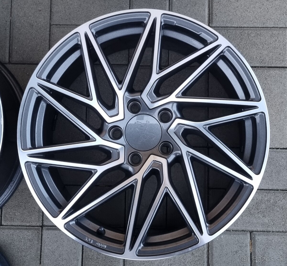 5x112 R18 8J ET45 Keskin KT20 - 4