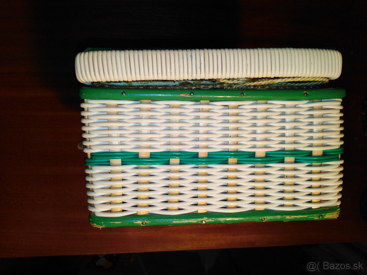 Starý oplietaný košík na šitie v bezvadnom stave - 4