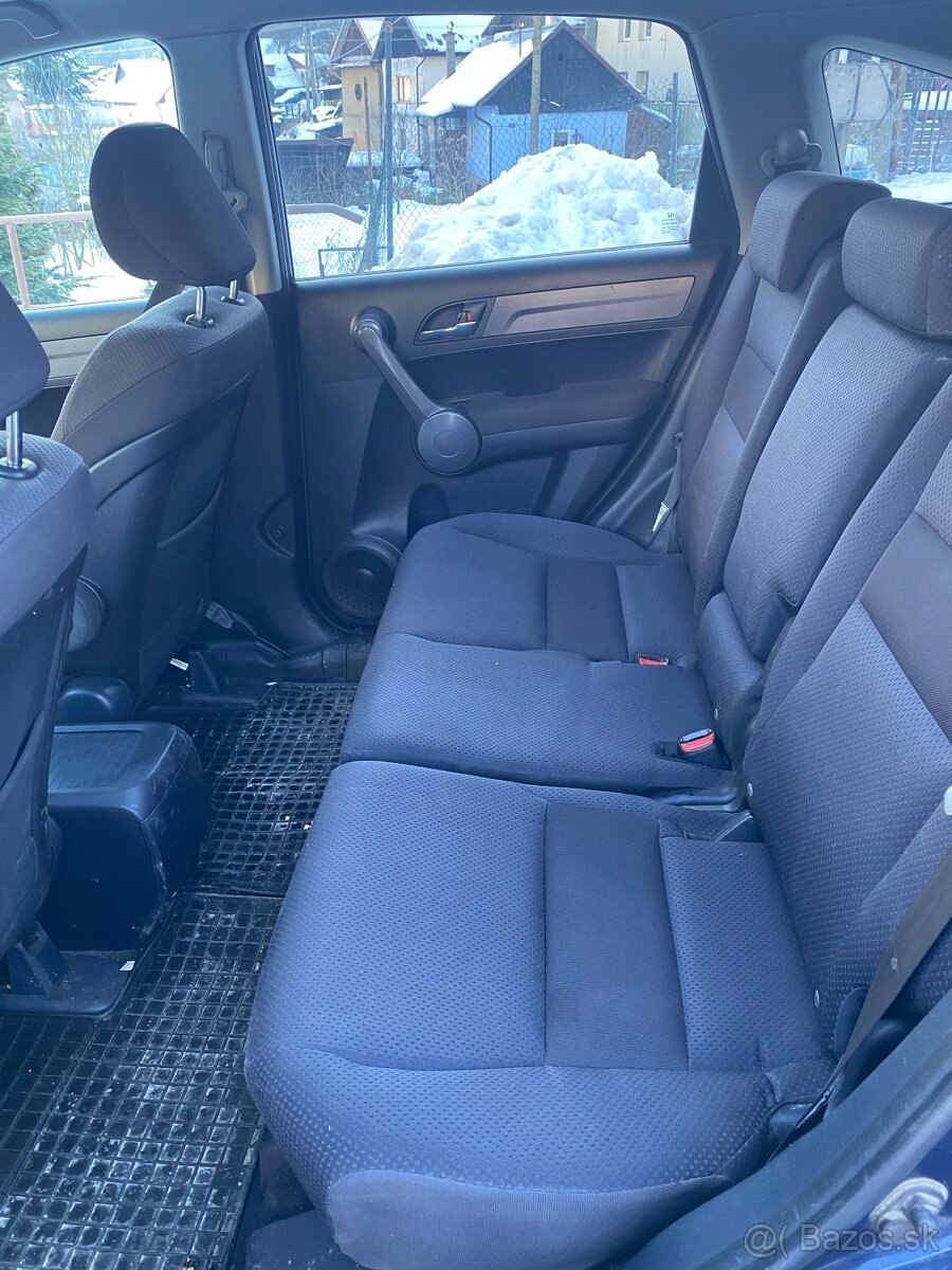 predám hondu crv 2.2 diesel 103 kw r.v.2008 4x4 - 4