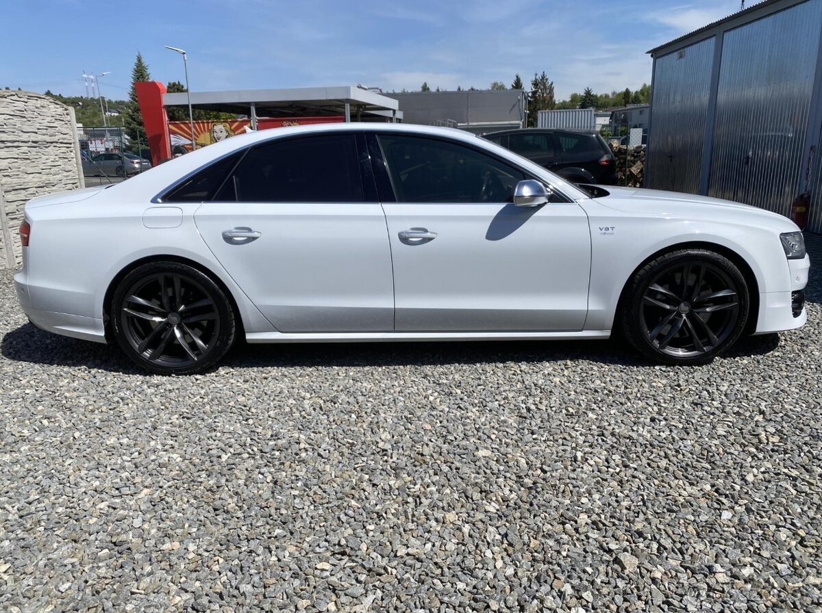 Audi A8 S8 4.0i V8 520PS CZ DPH EXTRA - 4