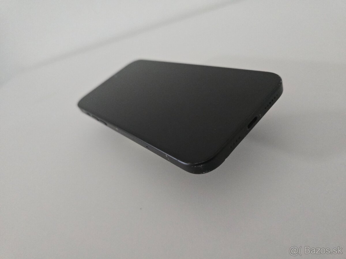 Apple iPhone 15 Plus - 4