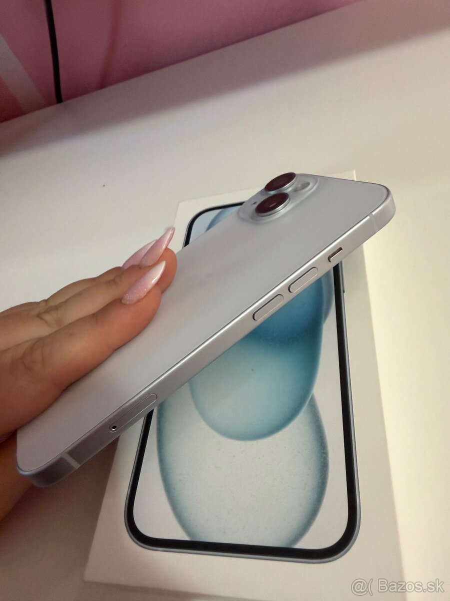 iPhone 15 128 GB - 4