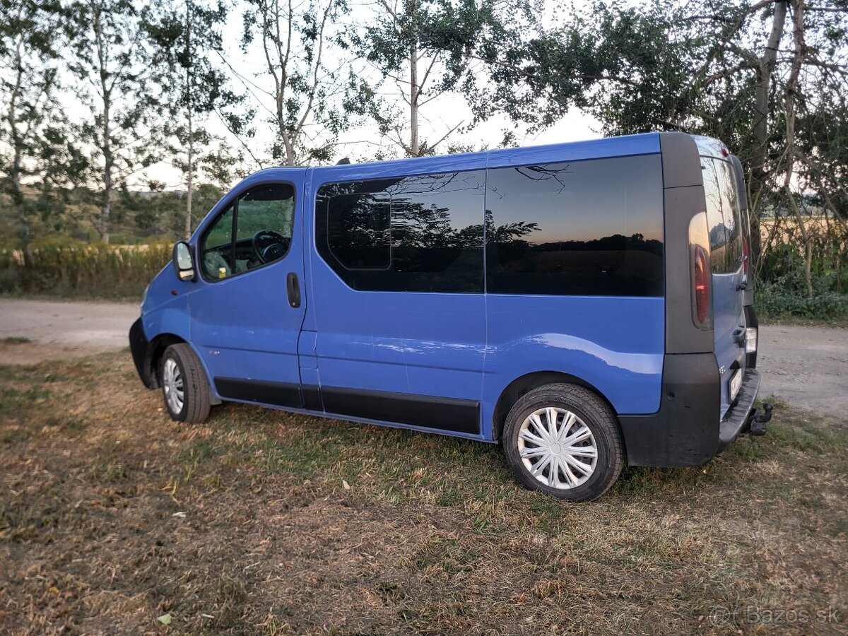 Opel Vivaro 1.9 Di - 4