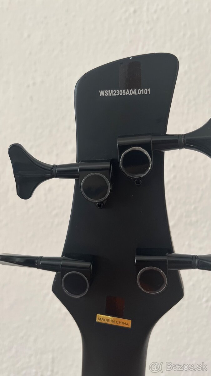 Bass gitara J & D 150 Special Bat Mark BKM - 4