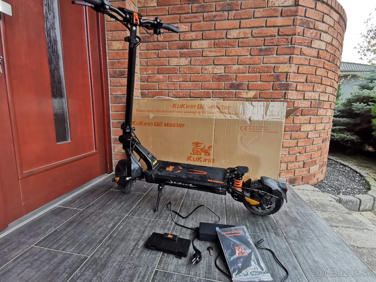 KUGOO KUKIRIN G2 MASTER MODEL 2025 - NOVÁ - 4