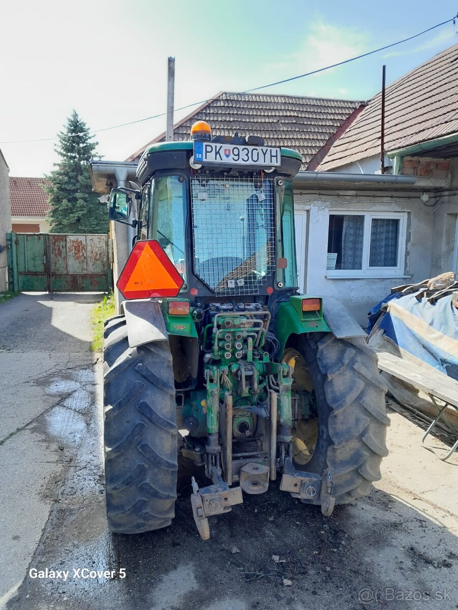 John Deere 5515 F - 4