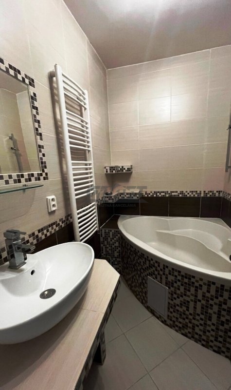 Na prenájom 3-izb. byt ul. Nám. Hraničiarov - Petržalka - 4