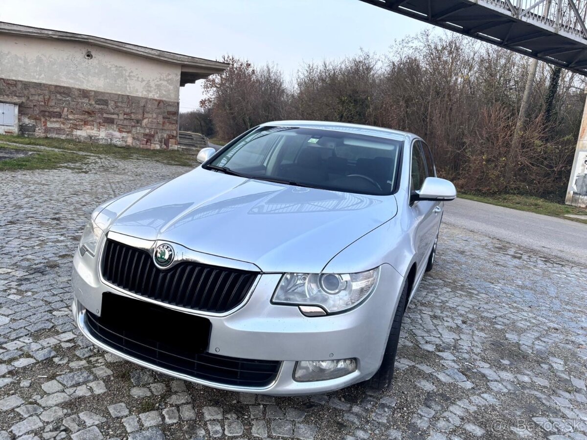 Škoda Superb 2.0TDI 4x4 Elegance - 4