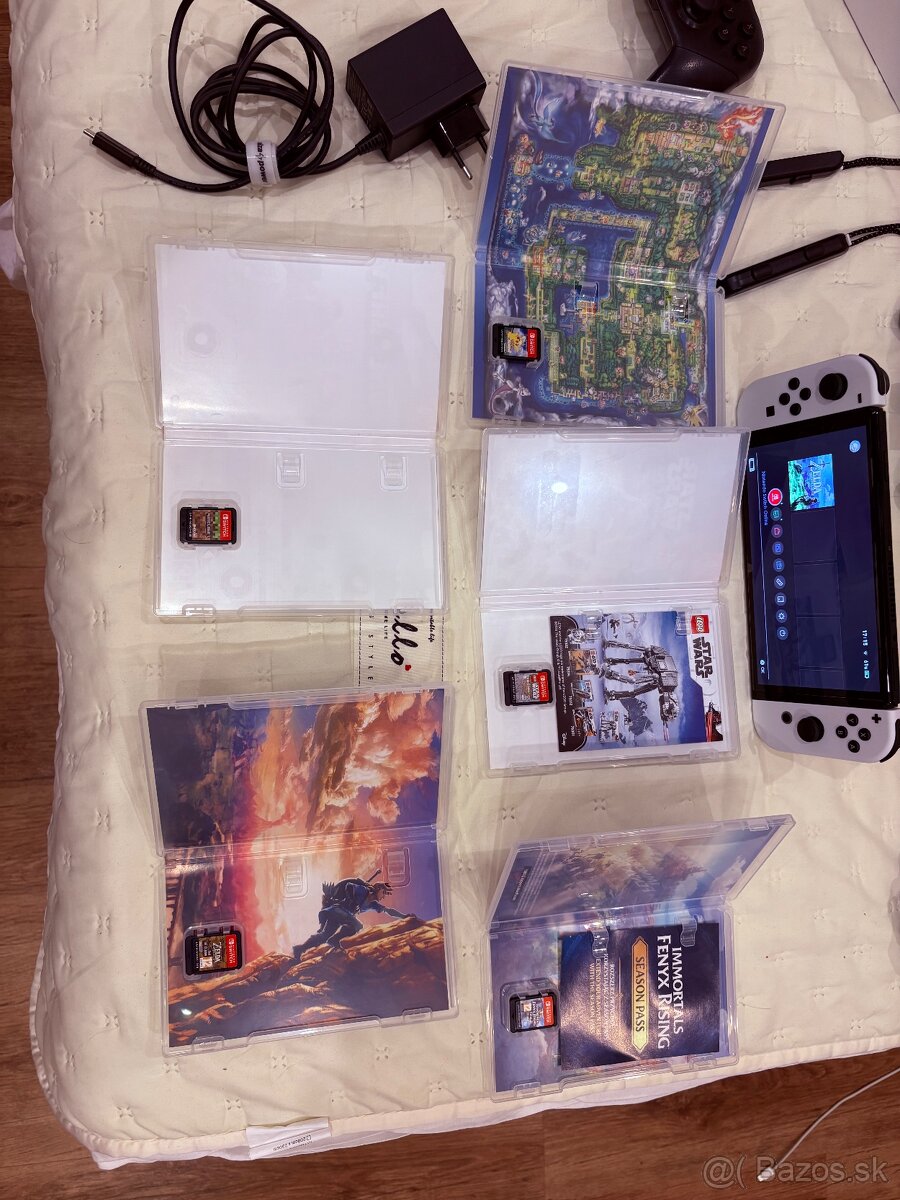 Nintento Switch OLED - Bundle - 4