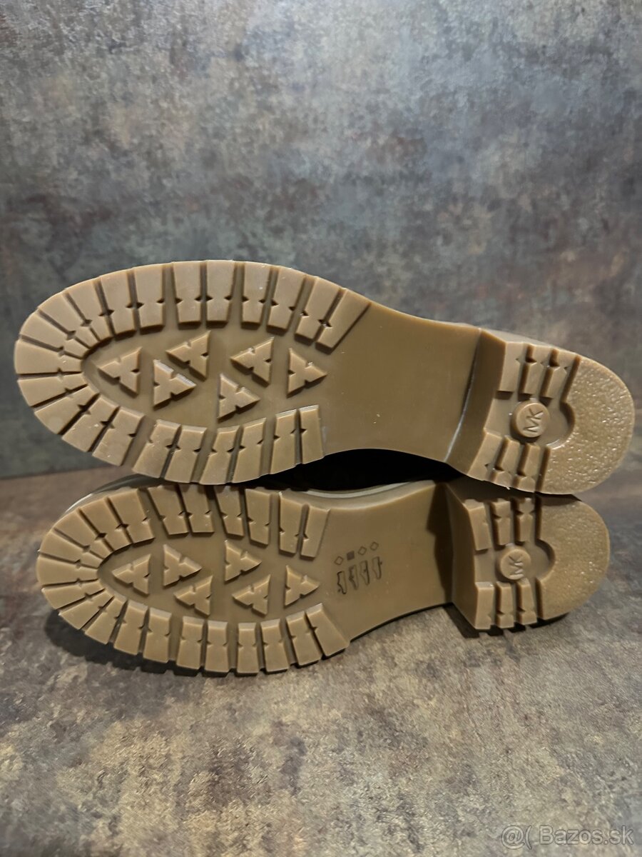 Michael Kors dámske kožené čižmy 39 - 4