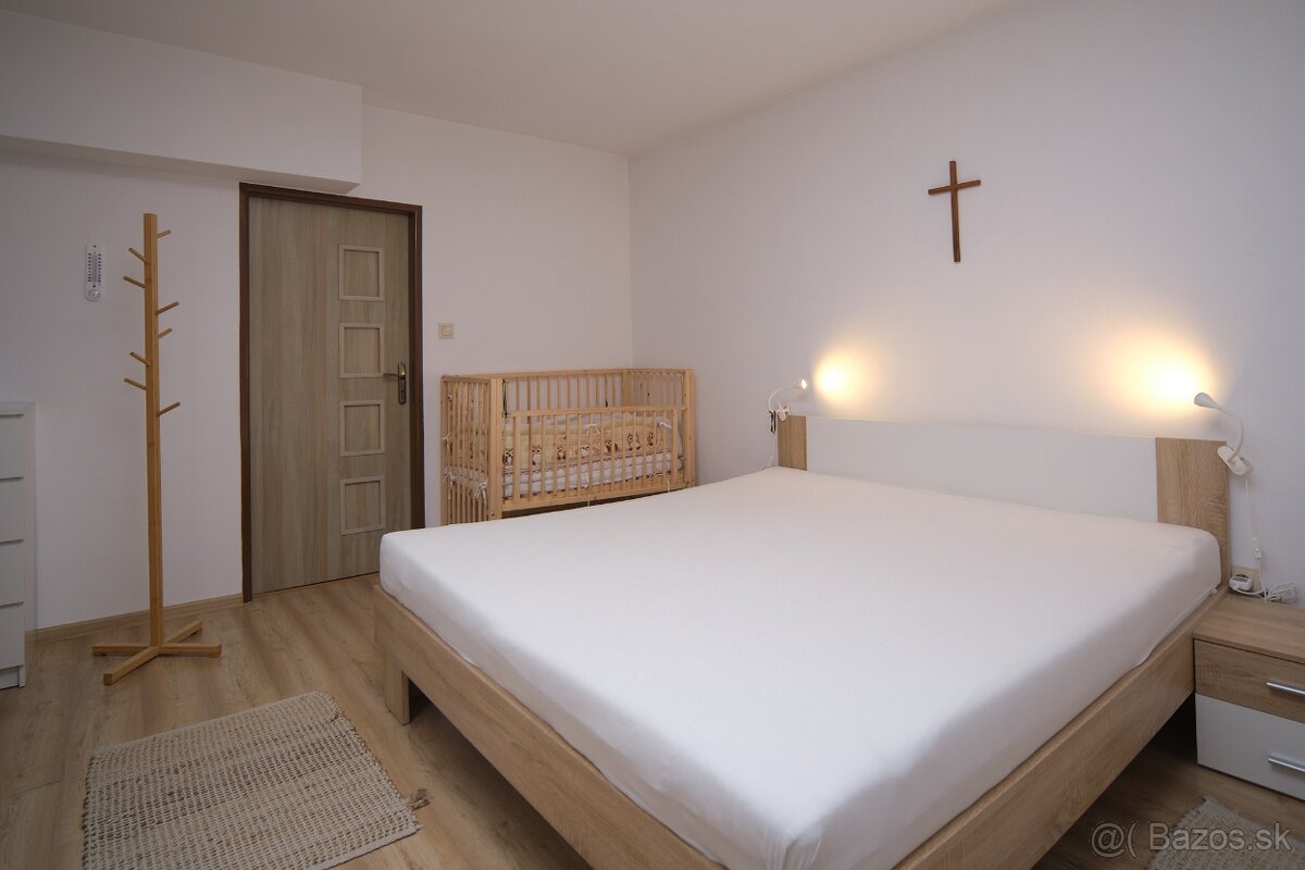 3-izbový byt s krbom + garáž + záhradka v centre Námestova - 4