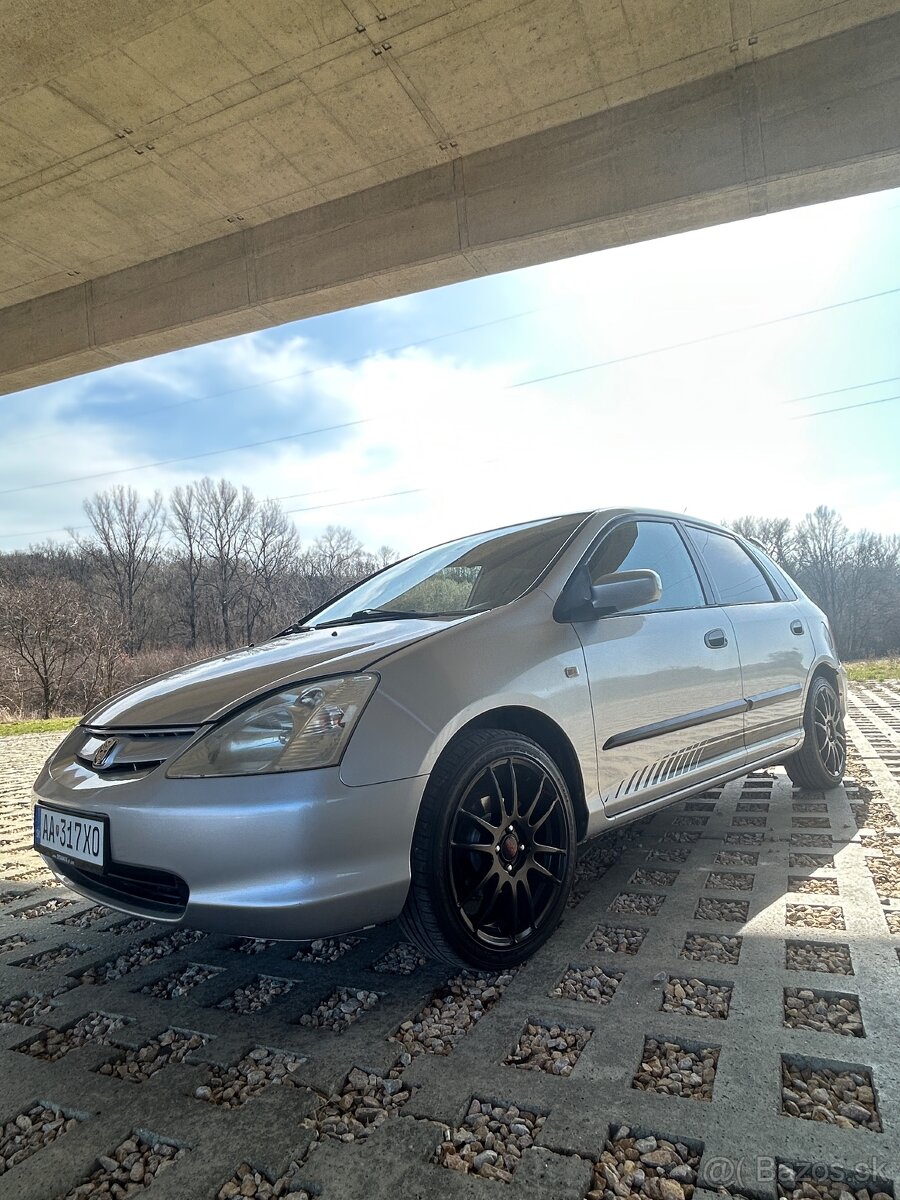 Honda Civic 7g - 4