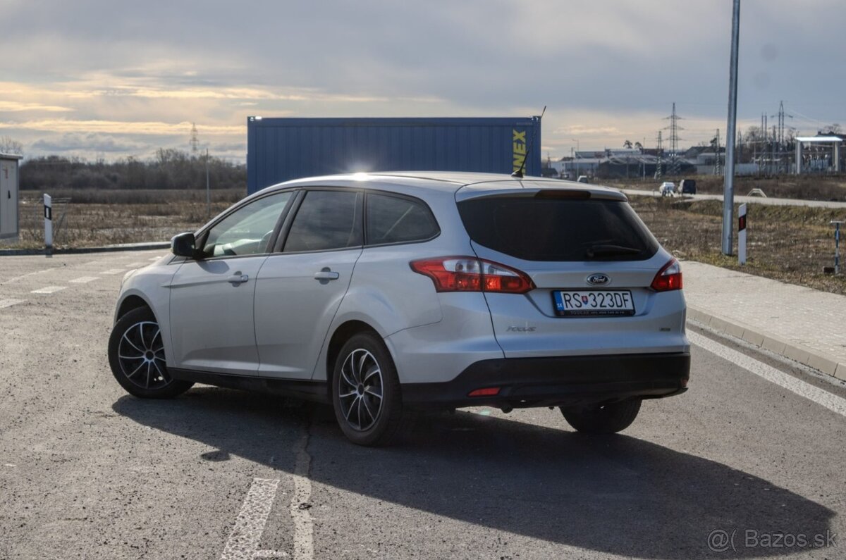 Ford Focus Kombi 1.0 EcoBoost - 4
