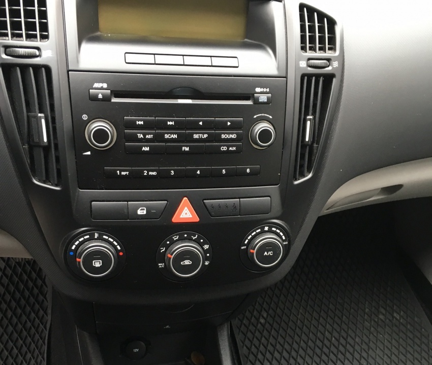 Kia Cee'd Sportswagon 1.6 CRDi SK ŠPZ - 4