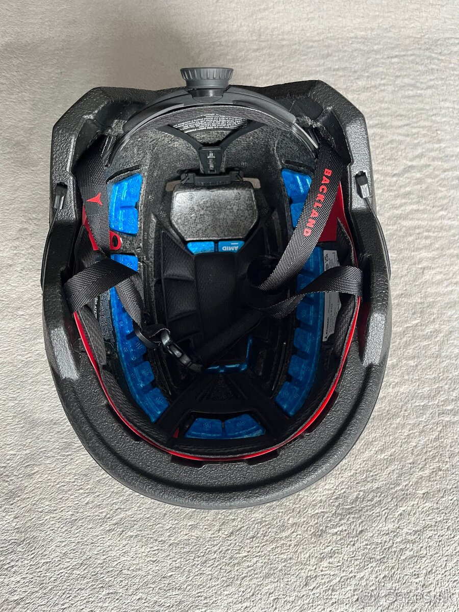 Prilba Atomic Backland UL - 4