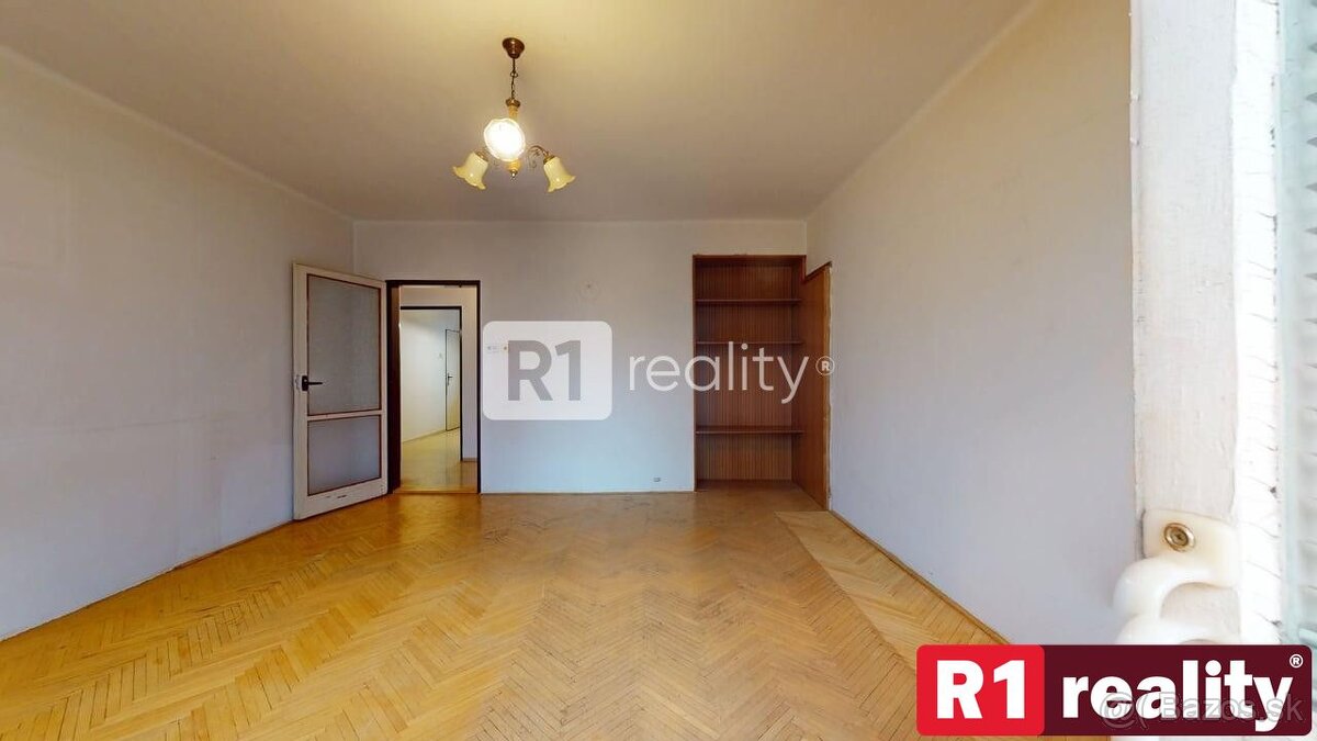 NA PREDAJ 3 izb. byt /dva balkóny/ "VAJANSKÉHO" / Piešťany - 4