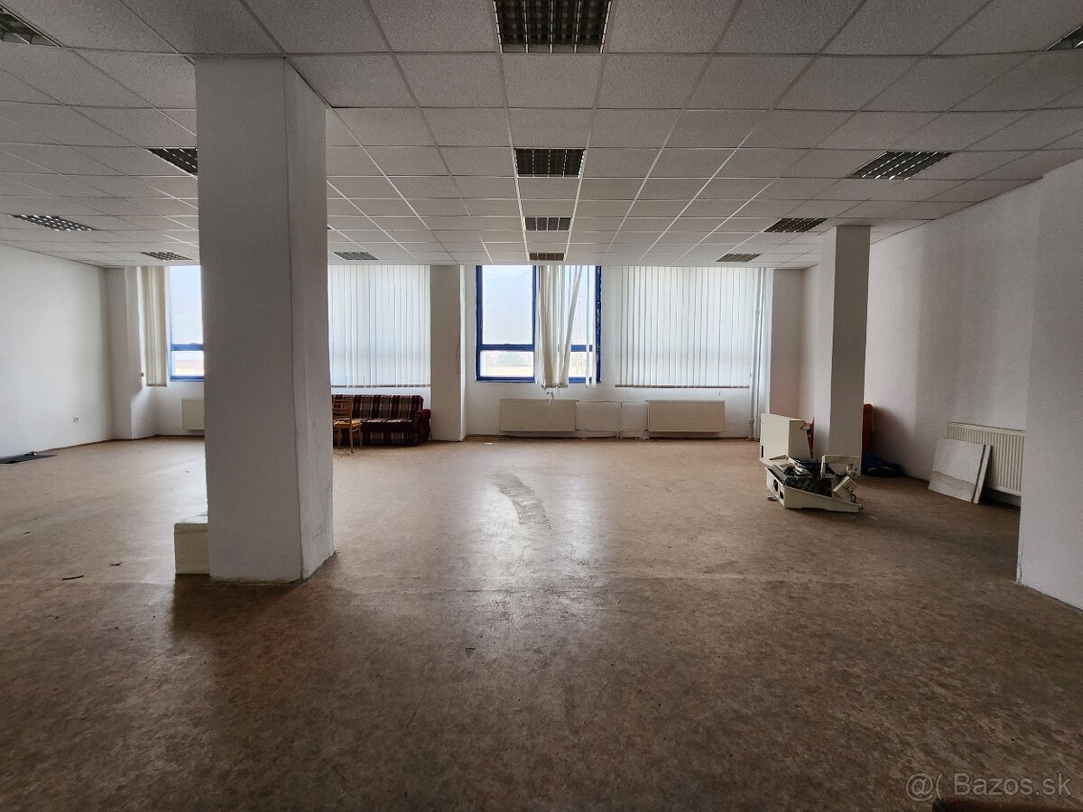 Zaujímavá investičná PRÍLEŽITOSŤ Predaj polyfunkčnej budovy - 4