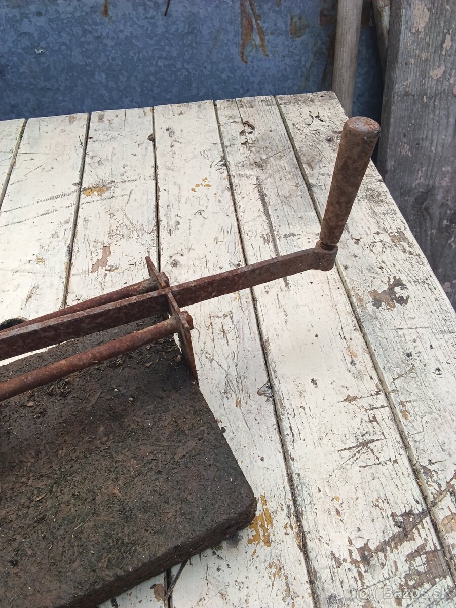 REZACKA STARA NA OBKLAD - 4